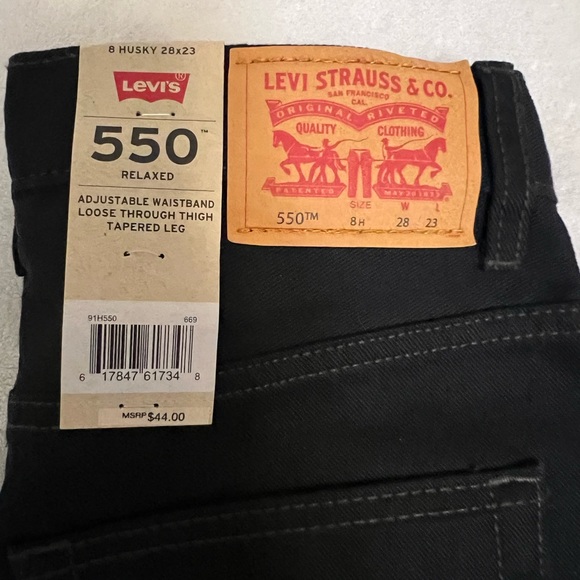 Levi’s 550 Relaxed Straight Leg. - Picture 7 of 7